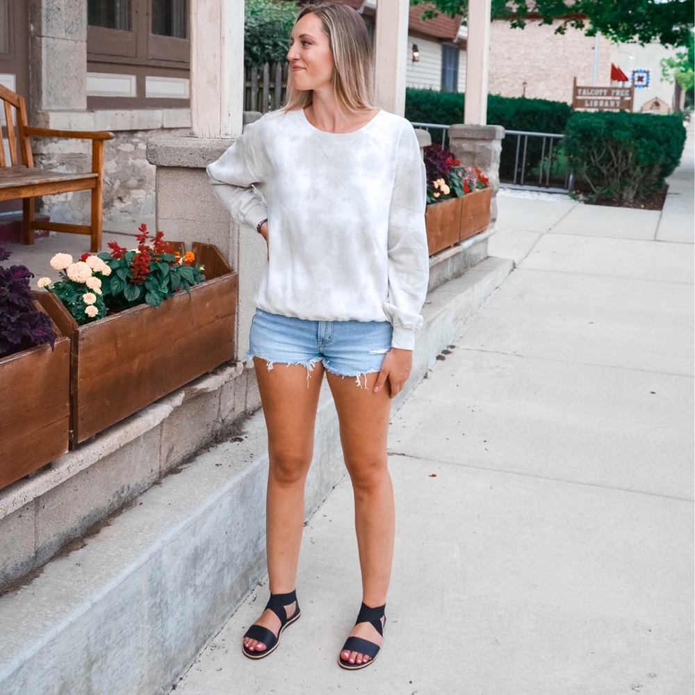 Abercrombie cut off shorts